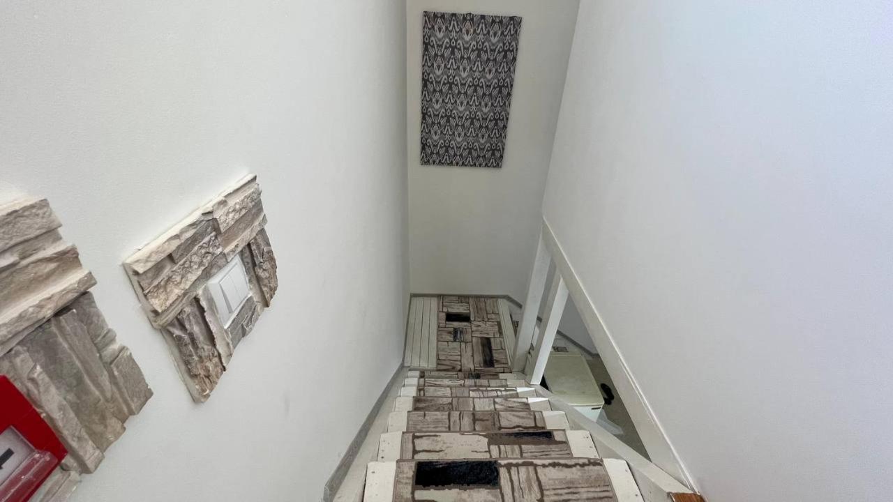 Hostel L&K Ташкент Екстер'єр фото
