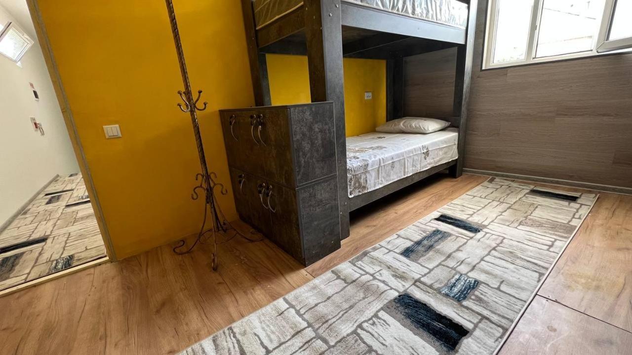 Hostel L&K Ташкент Екстер'єр фото