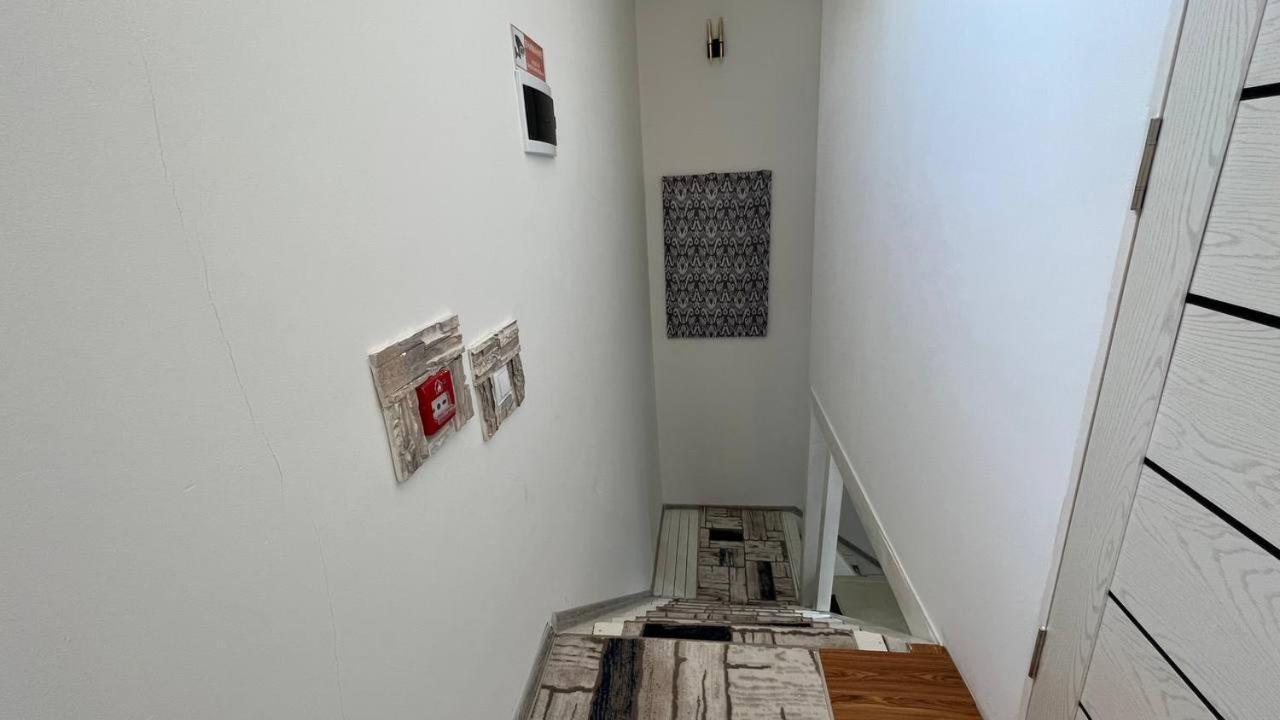Hostel L&K Ташкент Екстер'єр фото