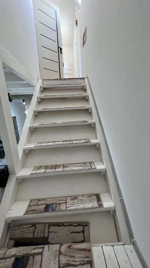 Hostel L&K Ташкент Екстер'єр фото